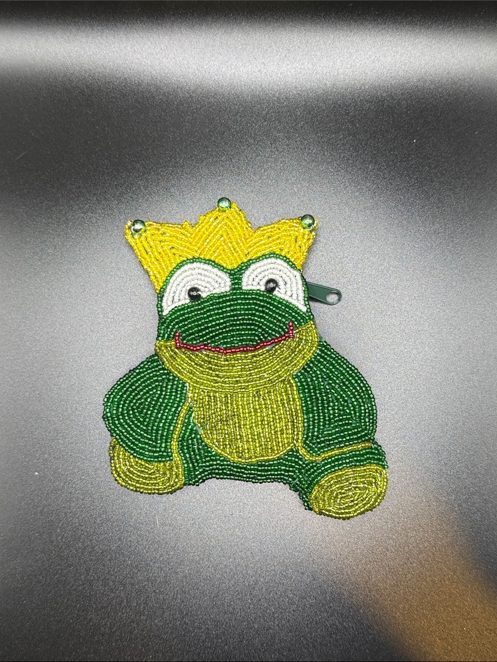 Beaded Frog Prince coin purse - Green & Yellow